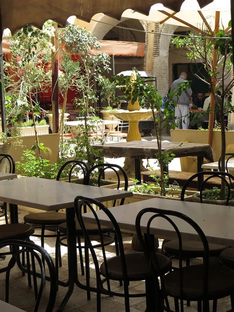 Salle voûtée du Restaurant de la République à Tozeur